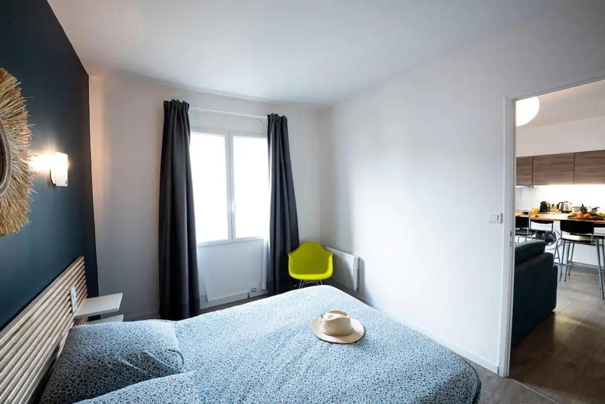 Appartement Centre Village, Clim Et Parking Gratuit Айга-Мортас Екстериор снимка